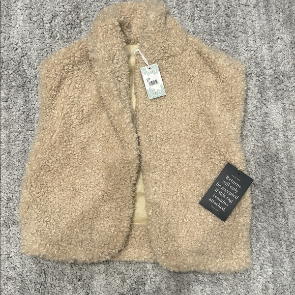 NWT Hyacinth House Oversized Aspen Sherpa Vest XS - Picture 5 of 7